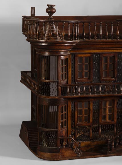 Редкая старинная клетка для птиц, выполненная в форме миниатюрного замка, конец 19 века.-2